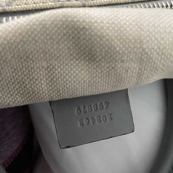 This is a almost new bag, no Steins Inside Out. - Picture 6 of 7